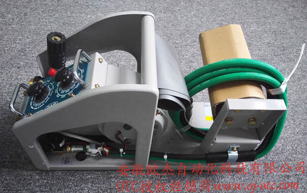 OTC送丝机CM-8202 侧面