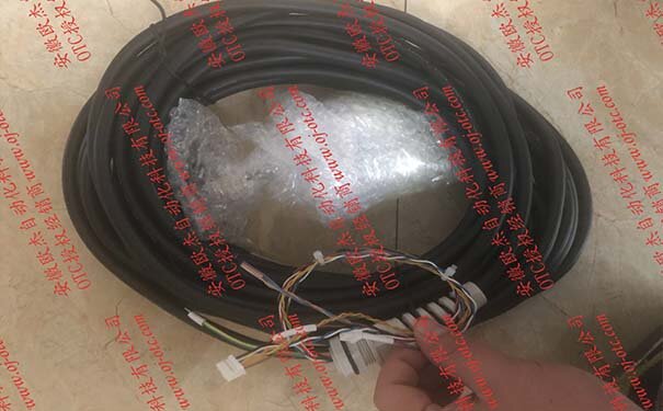 OTC Daihen L21501E00 电缆细节