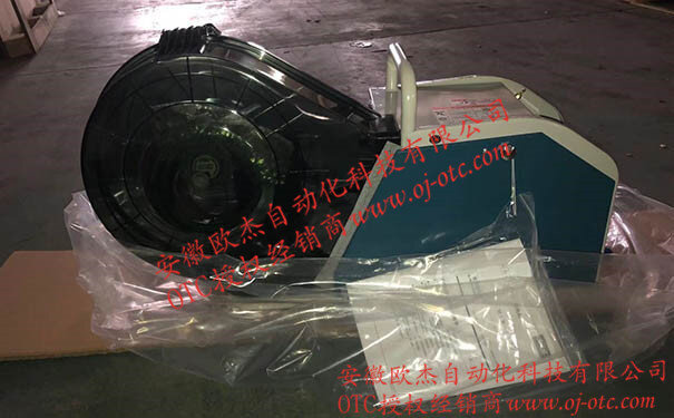 OTC铝焊送丝机CMAW-7402侧面