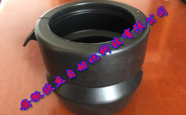 OTC Daihen L10602B02 实物特写 OTC Daihen L10602B02 罩壳细节