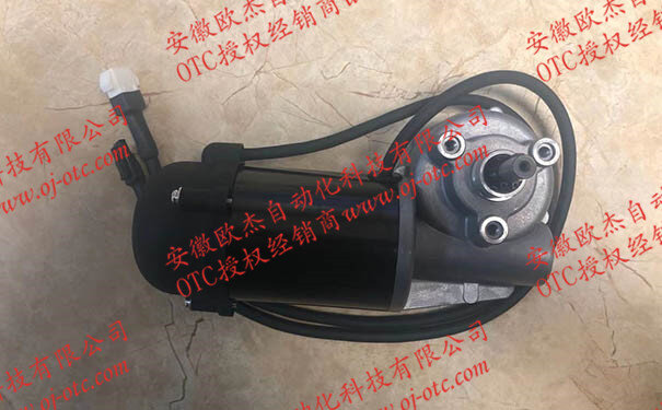 OTC Daihen W-W03729 实物特写 OTC Daihen W-W03729 送丝马达细节