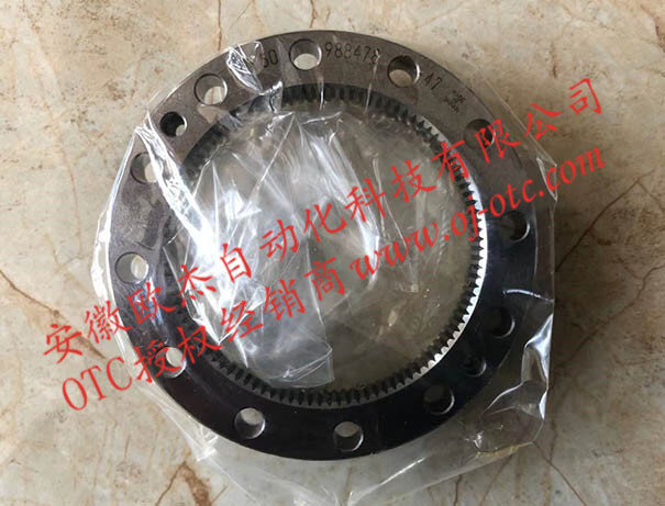 OTC Daihen W-L02034 实物特写 OTC Daihen W-L02034 减速机细节