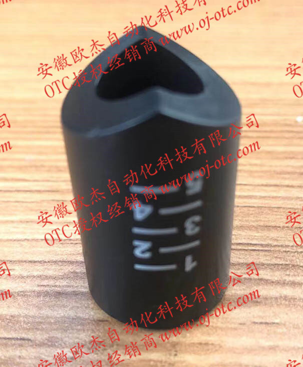 OTC 送丝机手柄套 U30055H04 防滑纹 OTC手柄套U30055H04侧面细节
