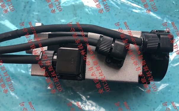 OTC Daihen W-L02147 电机标签