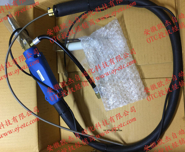 OTC Daihen L10261A00 连接器特写 OTC Daihen L10261A00 电缆细节